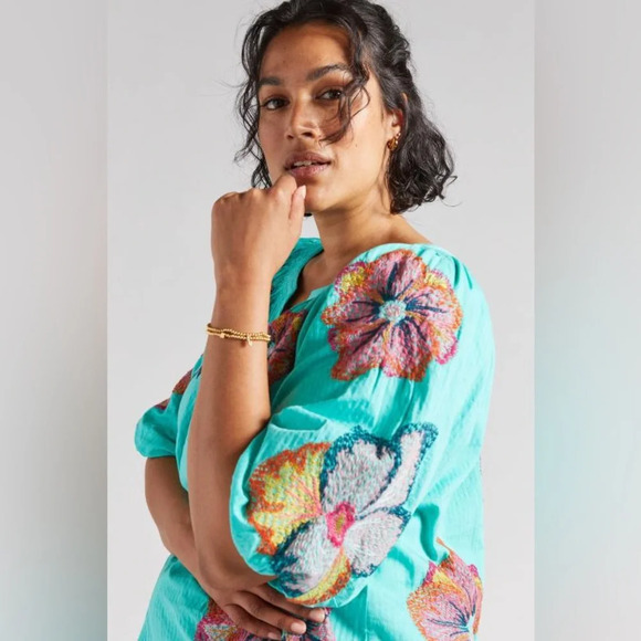 Anthropologie Maeve Turquoise Hibiscus Embroidered Top - Picture 3 of 3